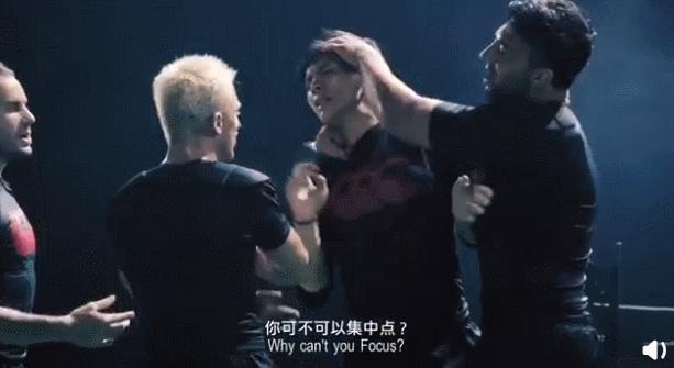 向佐唱歌名场面,向佐人生低谷完整视频