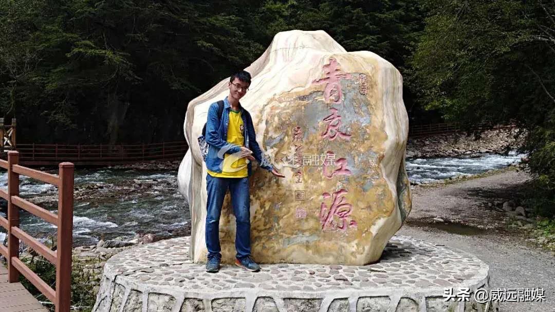 威远高考第一名来了,文科609、理科676