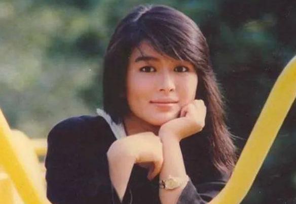 罗美薇是罗明珠吗,罗明珠葬礼罗美薇