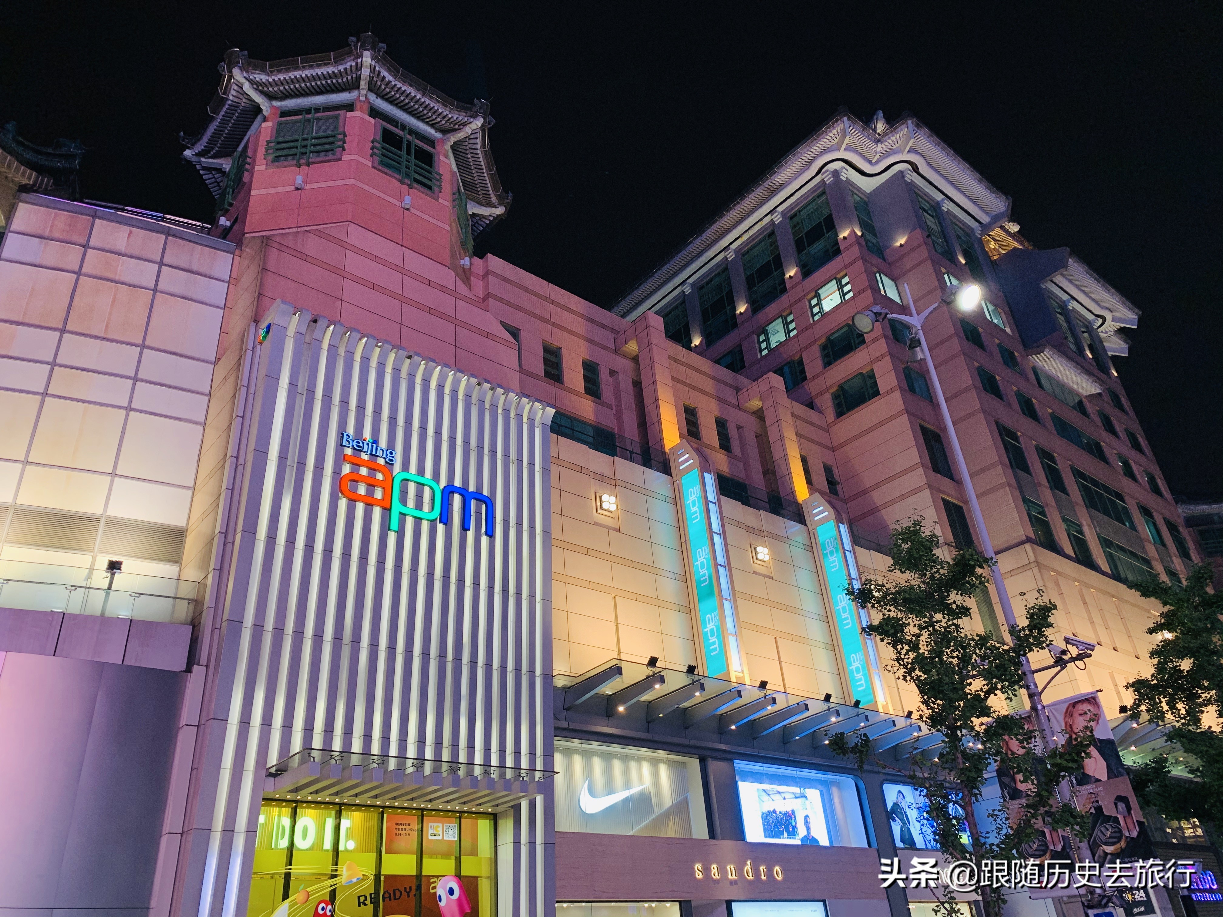 北京王府井冷清,北京王府井商业街冷清的现状