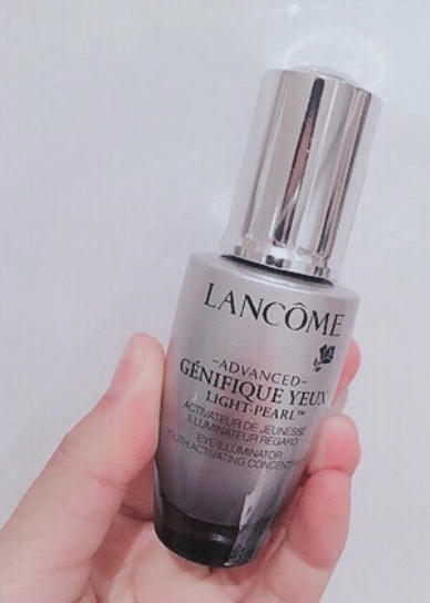 雅诗兰黛白金眼霜和sk2眼霜哪个好,十大公认好用眼霜视频推荐