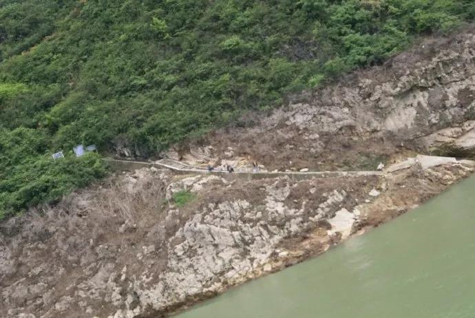 野渡,情感生活故事