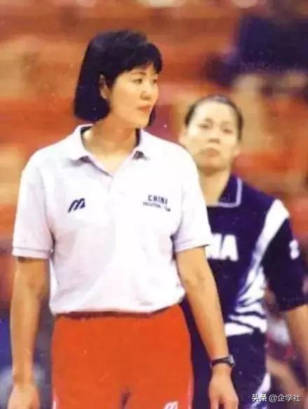 夺冠传奇铁榔头郎平,铁榔头郎平现在在哪里