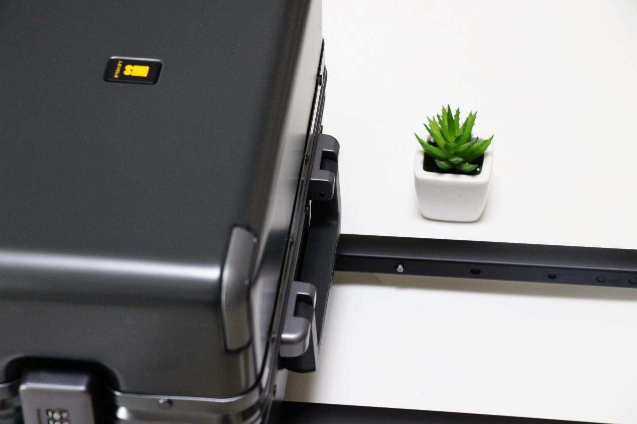 8号地平线旅行箱与小米登机箱,锤子科技地平线8号旅行箱登机箱