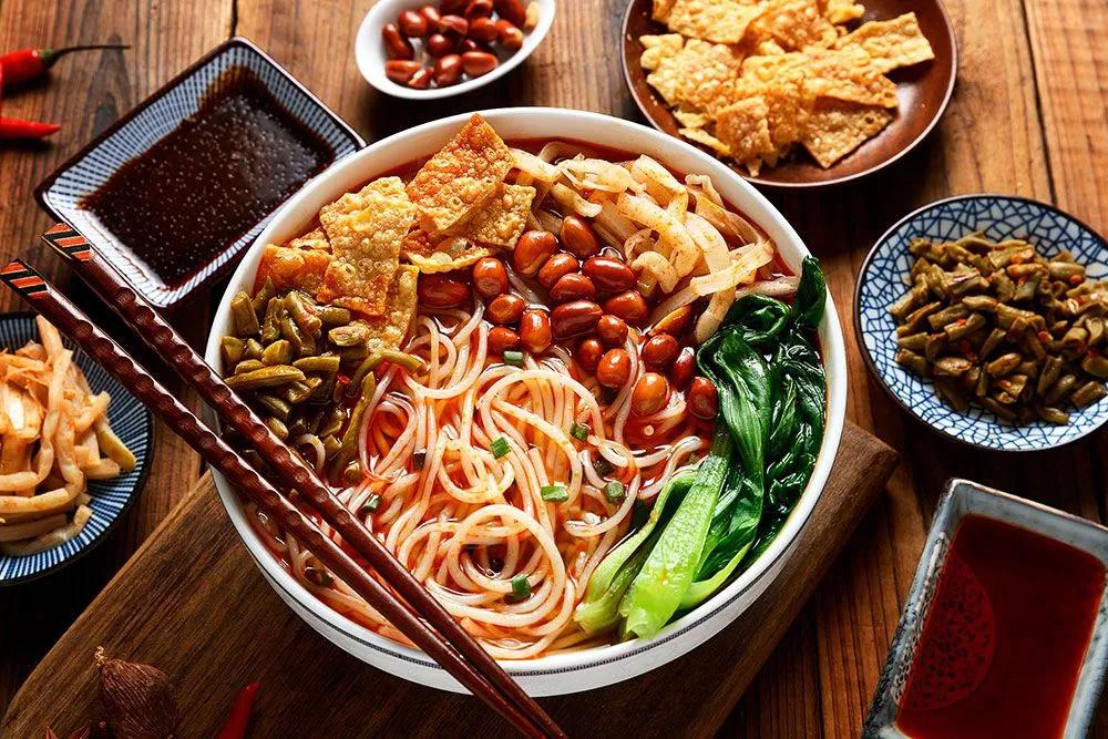 最正宗的广西螺蛳粉推荐,为什么螺蛳粉老被叫做广西螺蛳粉