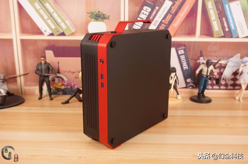 迷你小钢板桌面,电脑迷你小机箱推荐