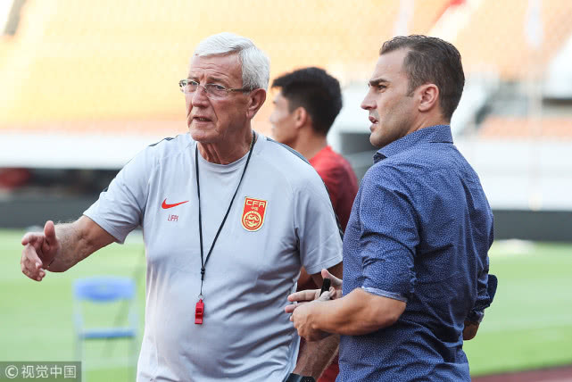 大连晚报整版怒斥恒大:破坏联赛不得人心!请放过中国足球