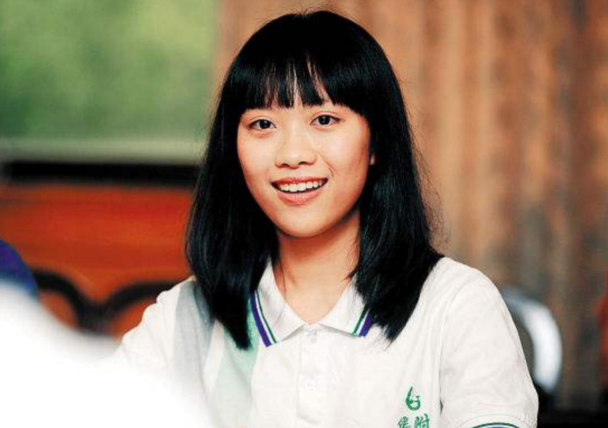 语文好的女生的特征,语文的特征