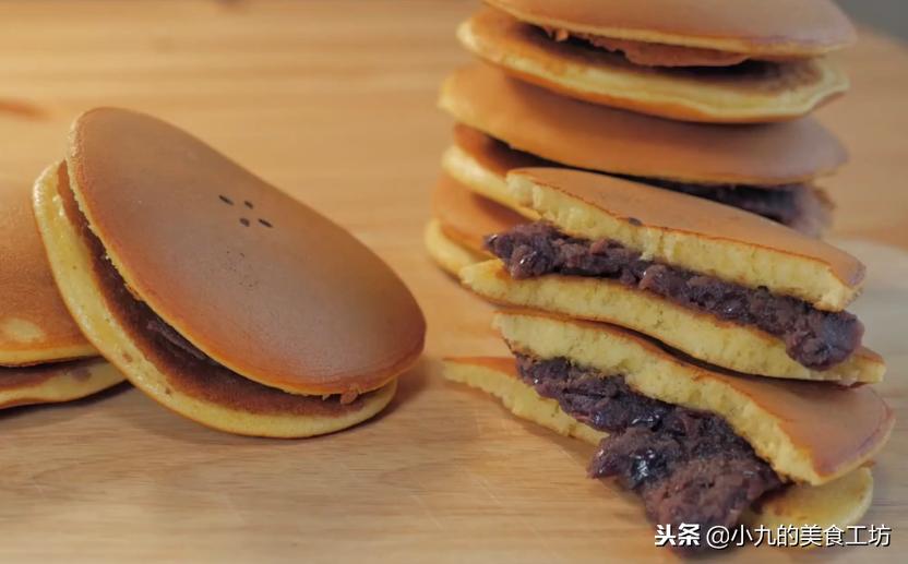 1碗面粉4个鸡蛋，2分钟教你做铜锣烧，不和面不揉面，做法超简单