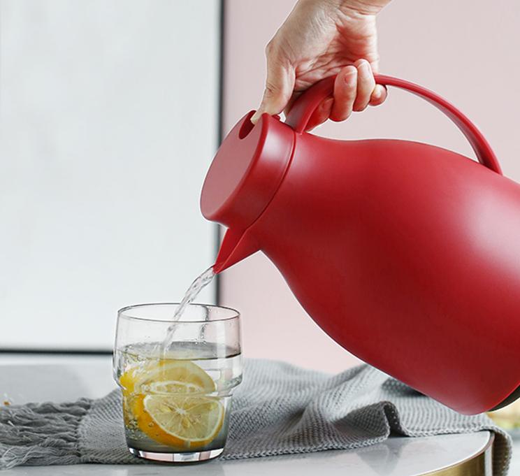 收了这些红色单品，get一整年的“红”运