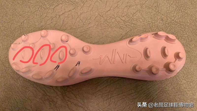 球鞋狂人亲赴福建自己研发球鞋，被坑的血本无归，回东北老家卖鞋