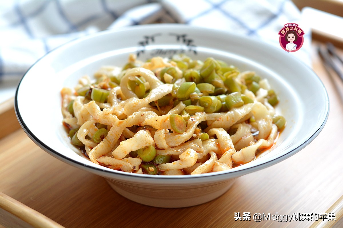 夏天最好吃的手擀面,夏天手擀面怎么吃好吃