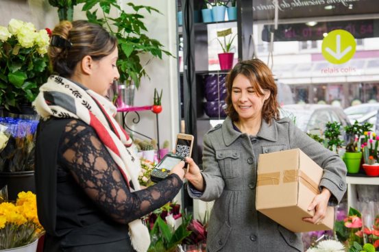 菜鸟设立5200个自提点，法国人也要感受菜鸟驿站的便利了！