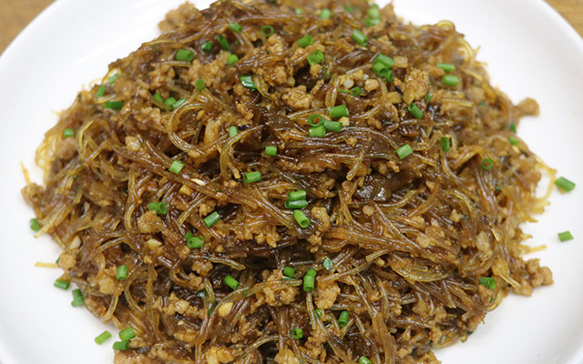 粉丝蚂蚁上树家常做法,大锅菜蚂蚁上树做法正宗视频