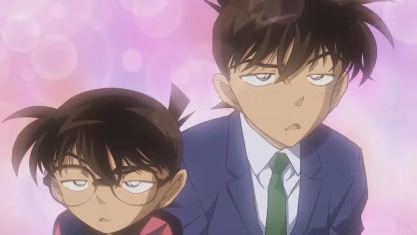 柯南看灰原哀穿毛线衣,毛利兰穿jk裙