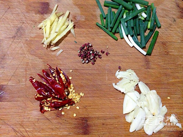 炒土豆丝注意点,炒土豆丝时哪种做法不粘锅