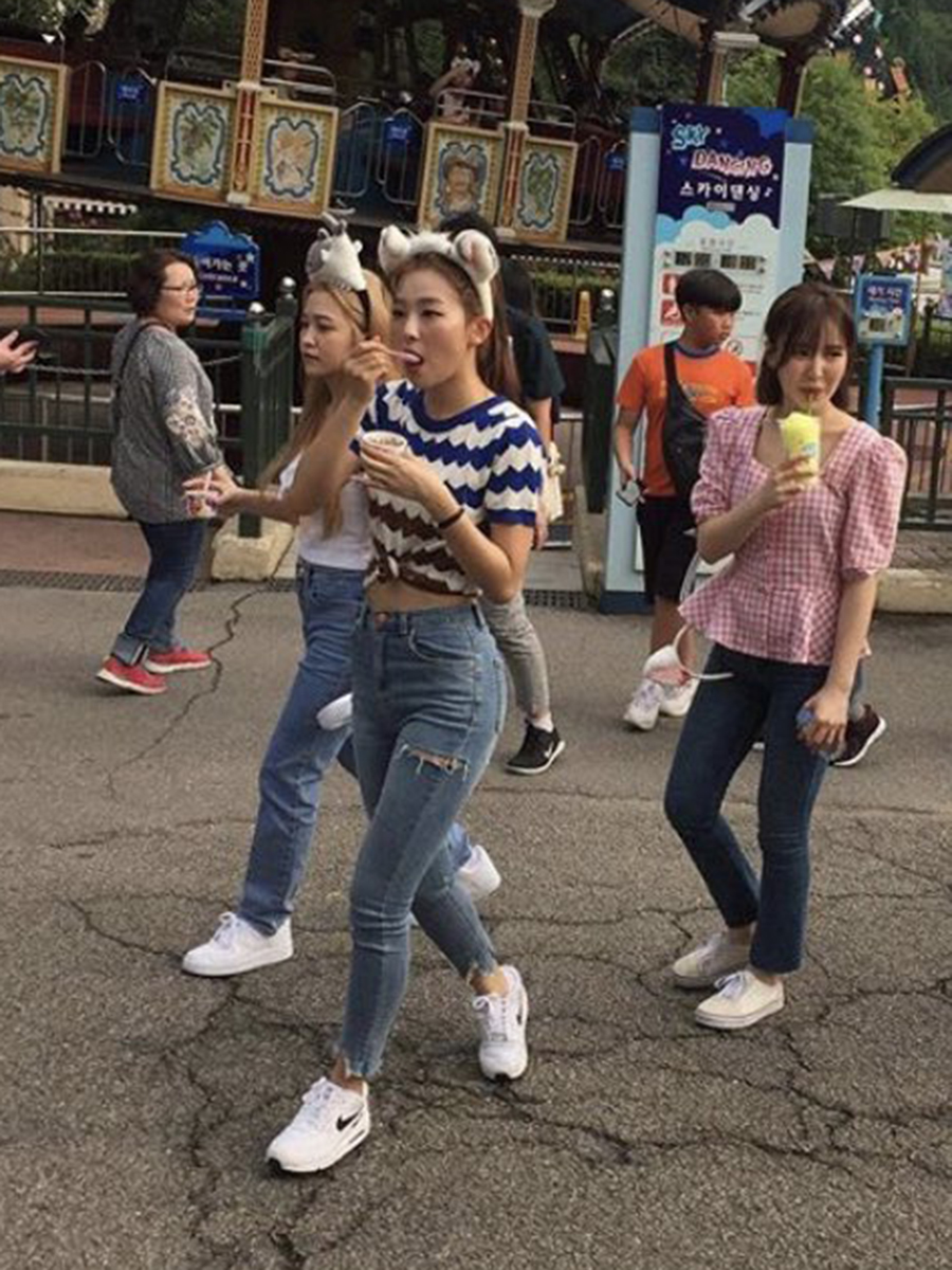 美得让人惊艳的red velvet女团 (redvelvet舞台穿搭)