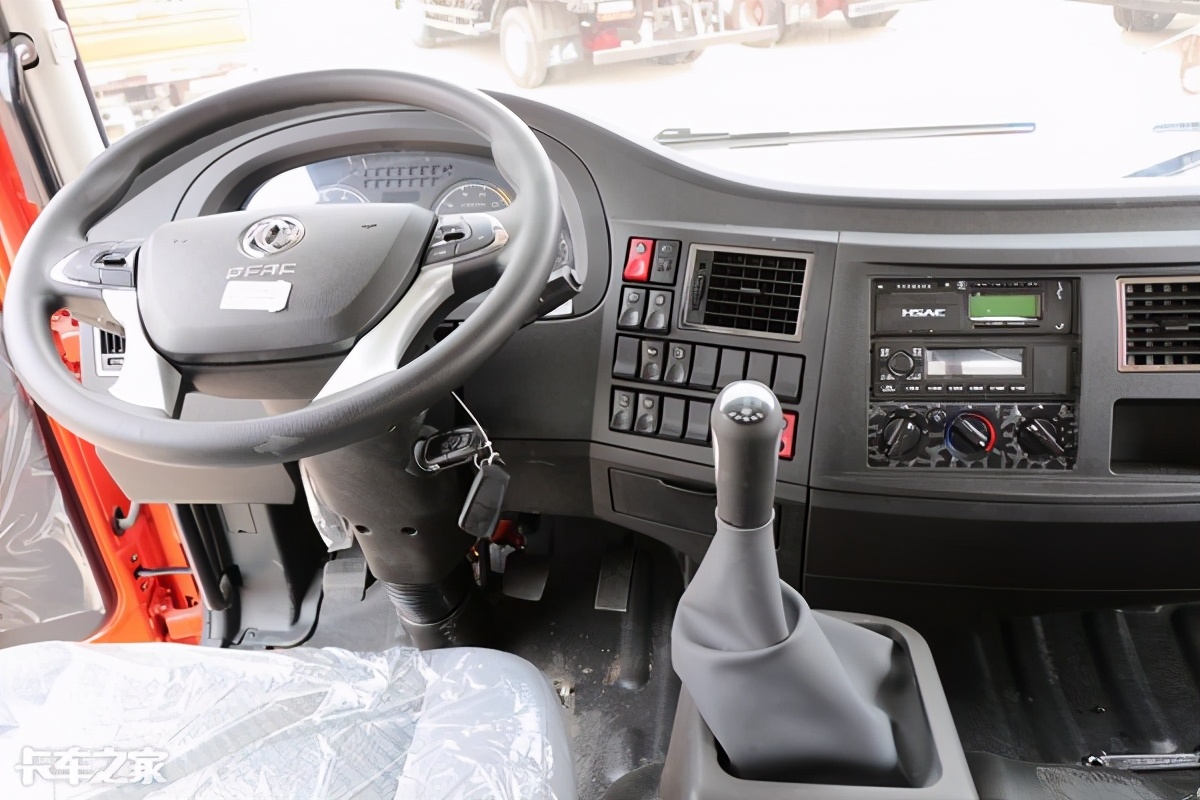 最便宜的国五6.8米载货车,15万以内最快的五款轿车