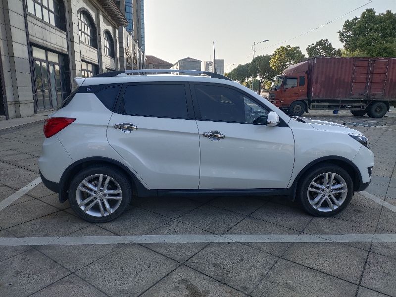 建议自己更换钥匙外壳吗,钥匙保护套怎样更换