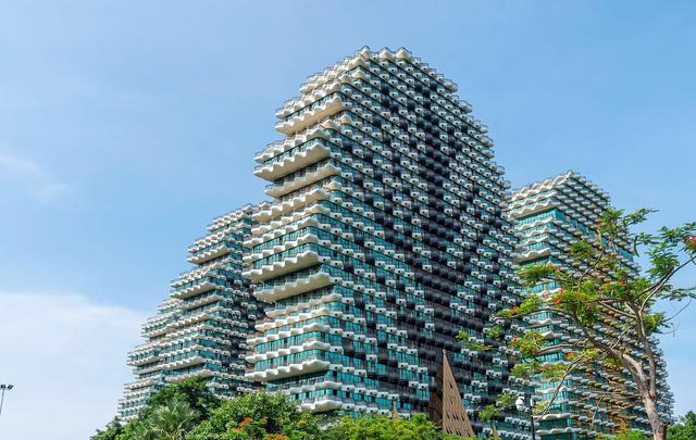 三亚美丽大树七星酒店多少钱一晚,三亚美丽之冠大树酒店老板是谁