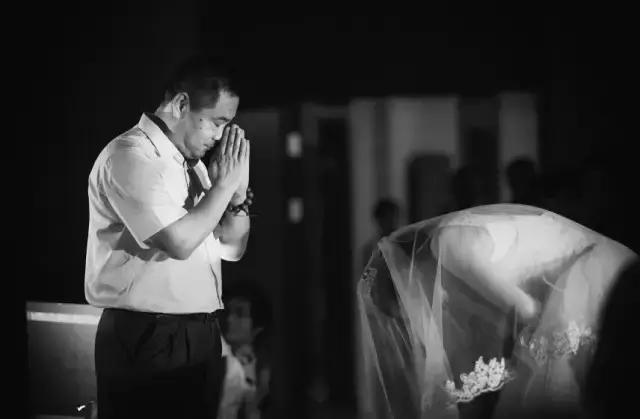 父亲最走心的照片,100张催人泪下的父亲照片