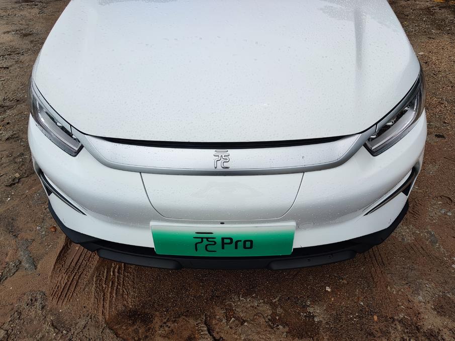 低价有好货!除了“佩刀”外,它处处有惊喜?试驾比亚迪元Pro