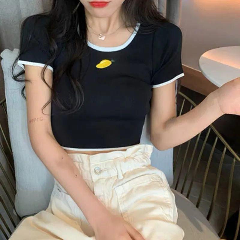 买百搭的衣服不撞款的t恤,春夏最值得穿的t恤