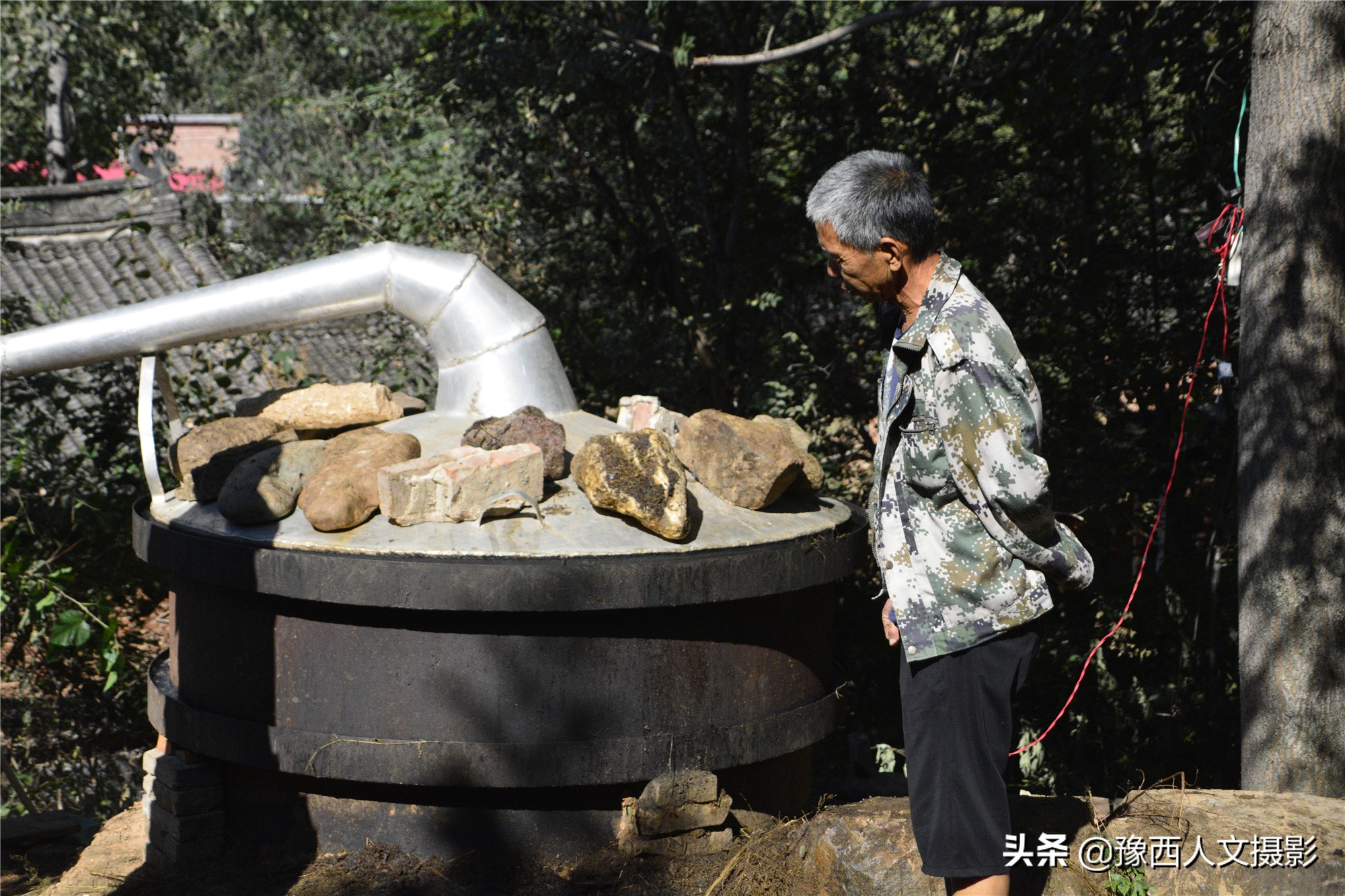 大锅变废为宝,变废为宝老人