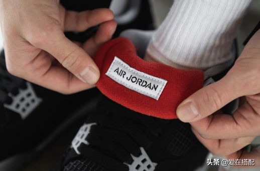 aj4黑红测评,aj4黑红球鞋测评