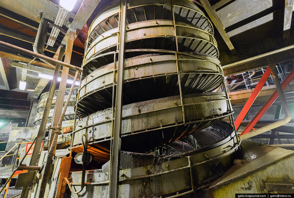 去俄罗斯挖金矿怎么样,真实钻石开采出来的样子