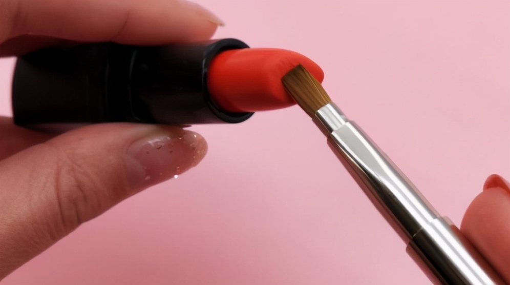 唇刷怎样清洗,唇刷如何清洗干净