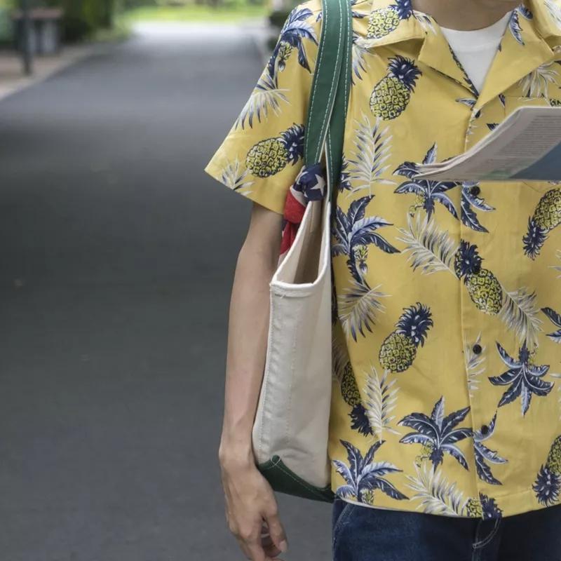 恶霸花衬衫黑色,恶霸穿花衬衫