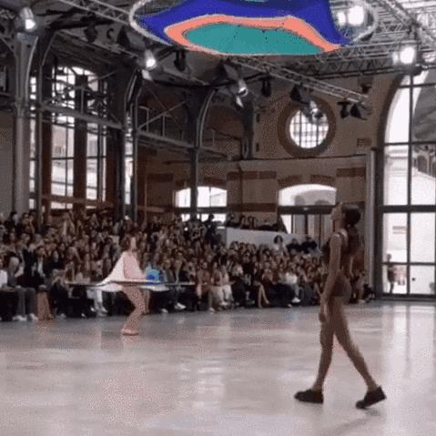 三宅一生菱格包经典色,三宅一生菱格包为什么那么火