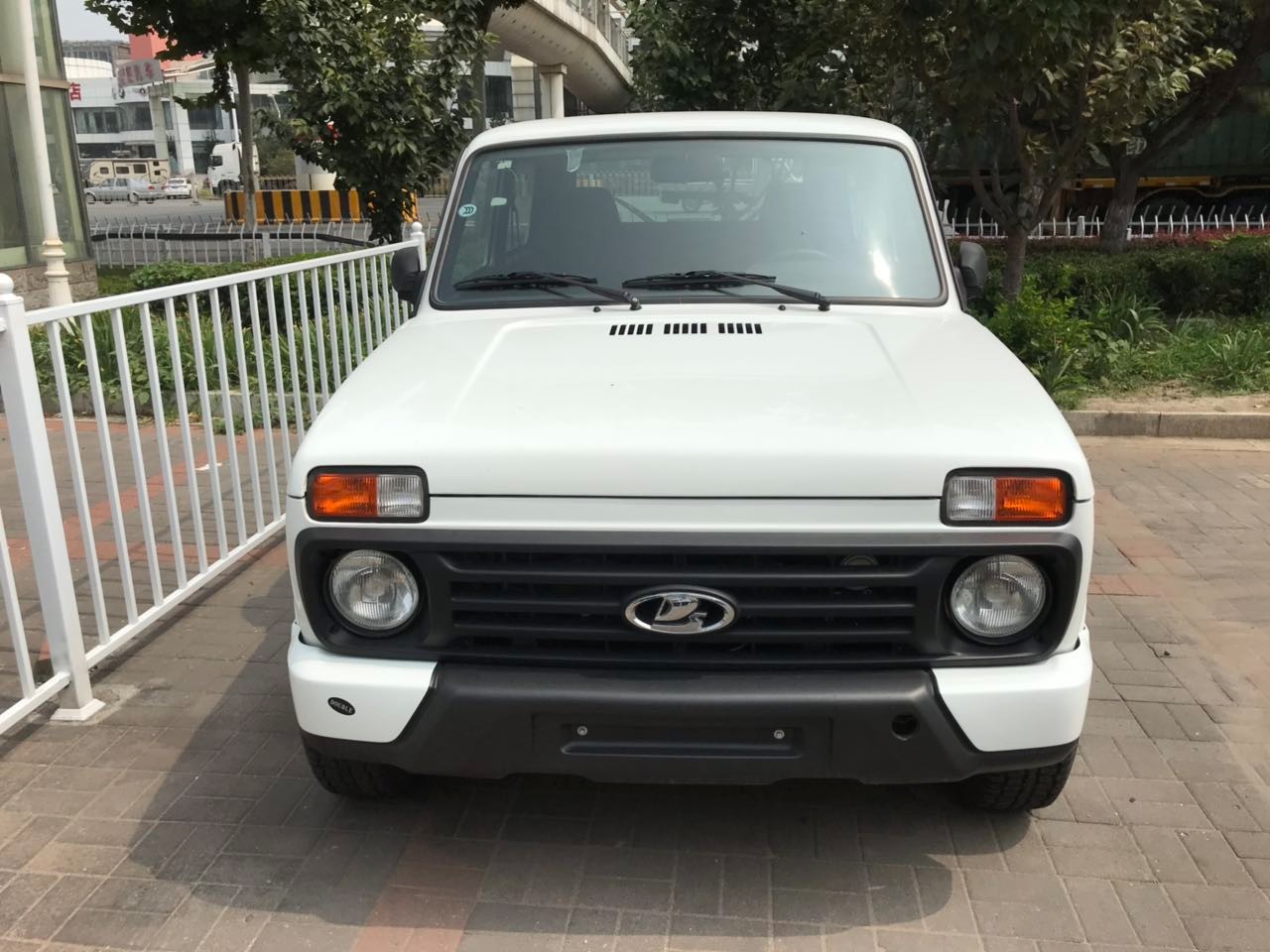 16款拉达尼瓦越野车,俄罗斯进口拉达尼瓦越野车