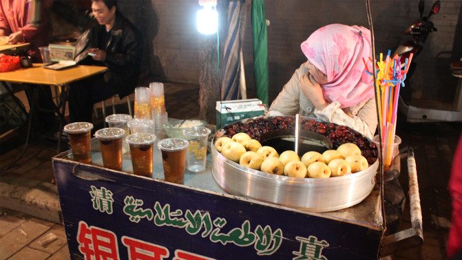 西安打卡回民街,来西安第一件事打卡回民街