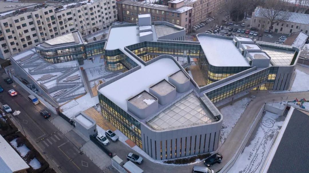 高端幼儿园设计效果图,单层幼儿园设计图及效果图