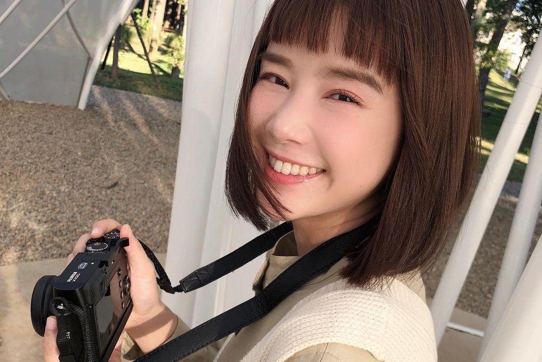 自然卷头发拉直短发造型,自然卷又蓬身体瘦要剪哪款短发