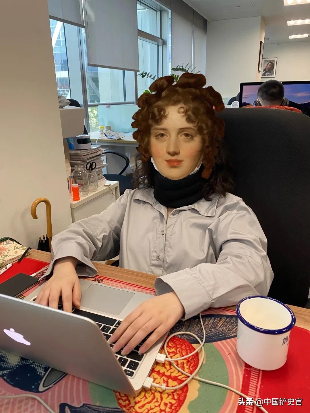 毛不易护士搞笑视频,毛不易改不掉的护士习惯