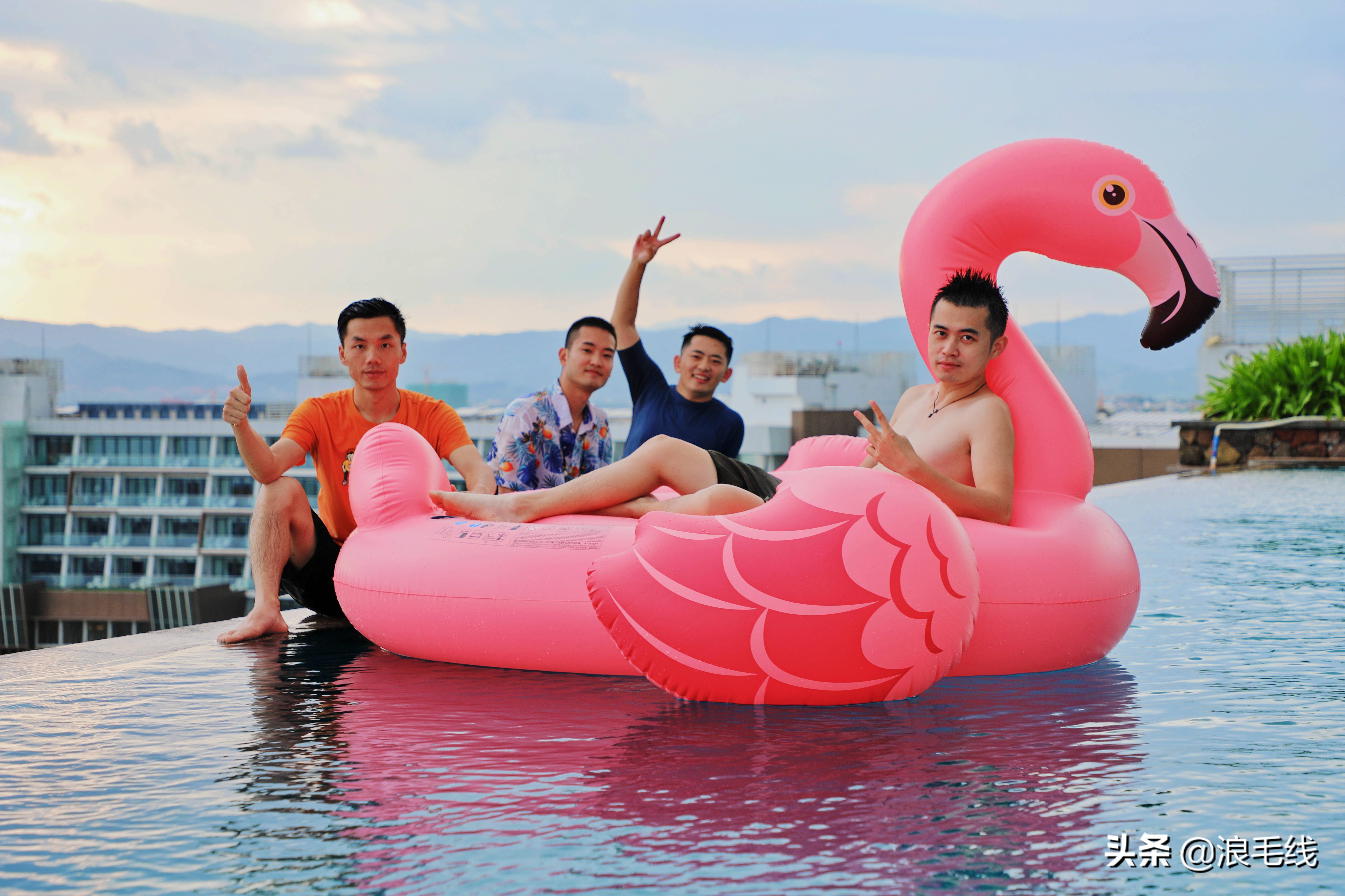 三亚海棠湾自由行热门攻略,那年夏天那片海简介