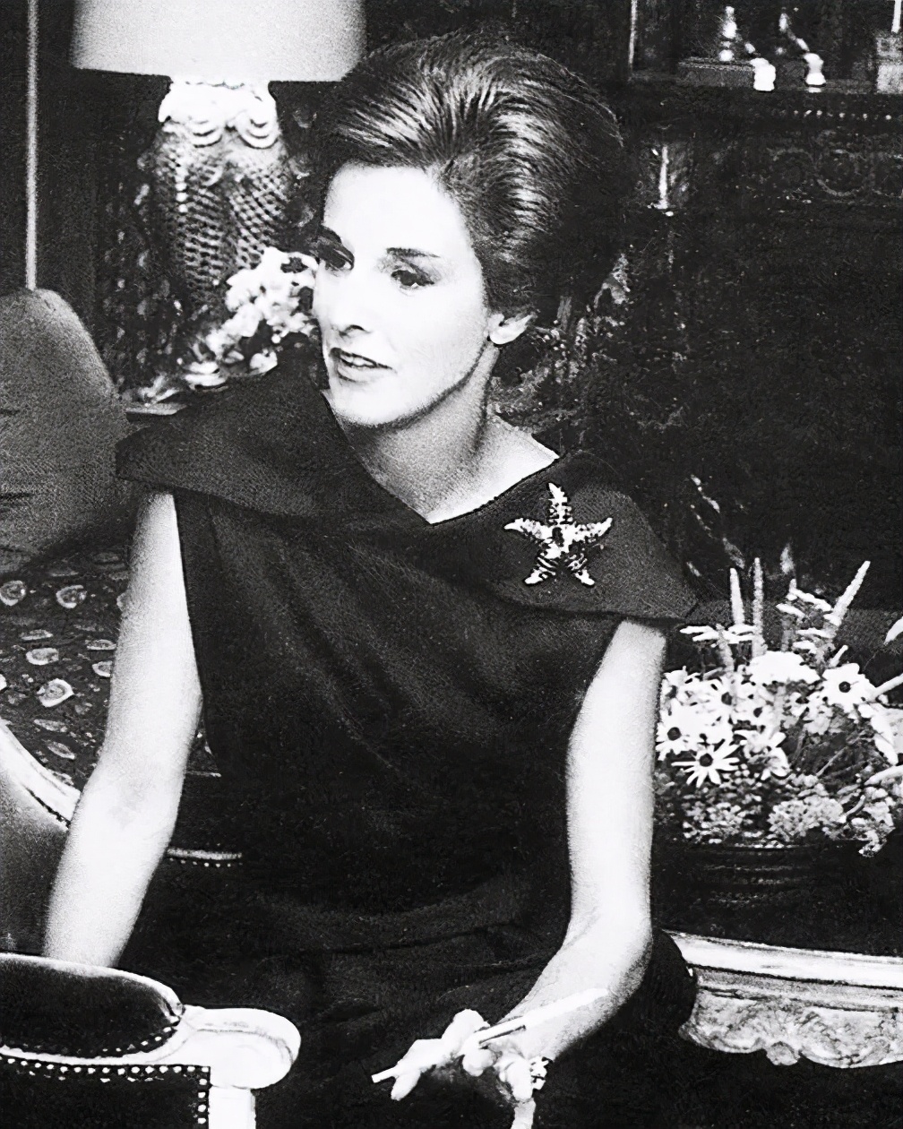 他用128克拉的黄钻征服了赫本，却只想逃离好莱坞回归自然