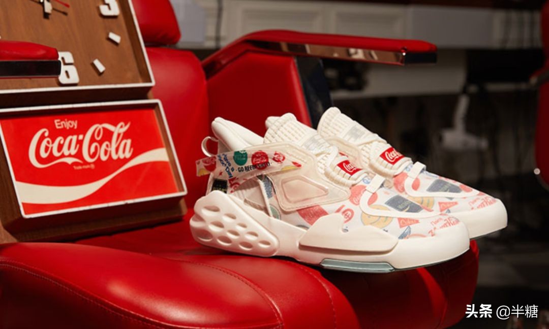 hm新款联名鞋,offwhite和匡威的联名鞋子
