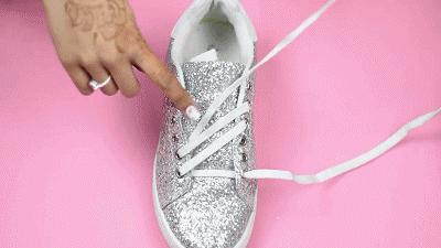 夏天鞋带这样系好穿又时髦,把鞋带怎么绑更紧