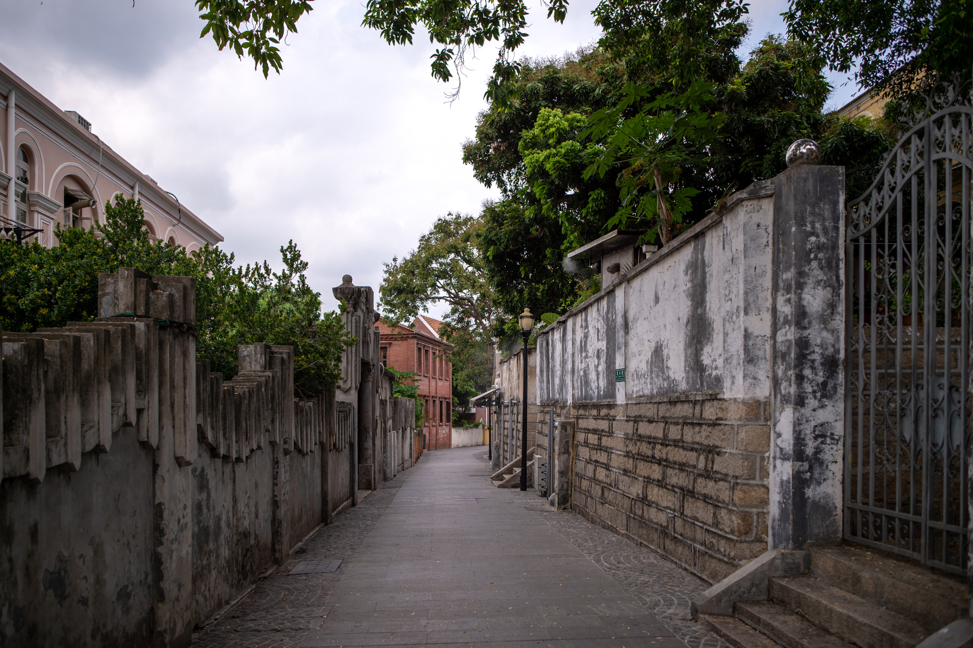 鼓浪屿百年建筑群值得去吗,鼓浪屿万国博览馆值得去么