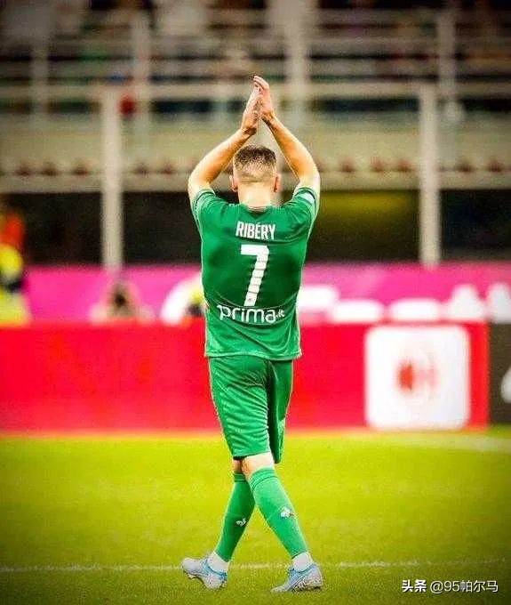 里贝里有没有入选国家队,37岁拿到英超金靴