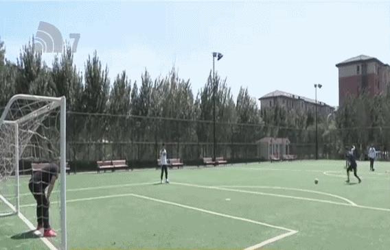 在家门口踢球,阜阳颍东笼式足球场地搭建