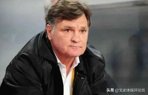 足球小将友谊赛大空翼快速破门,足球小将辛坦拿大空翼