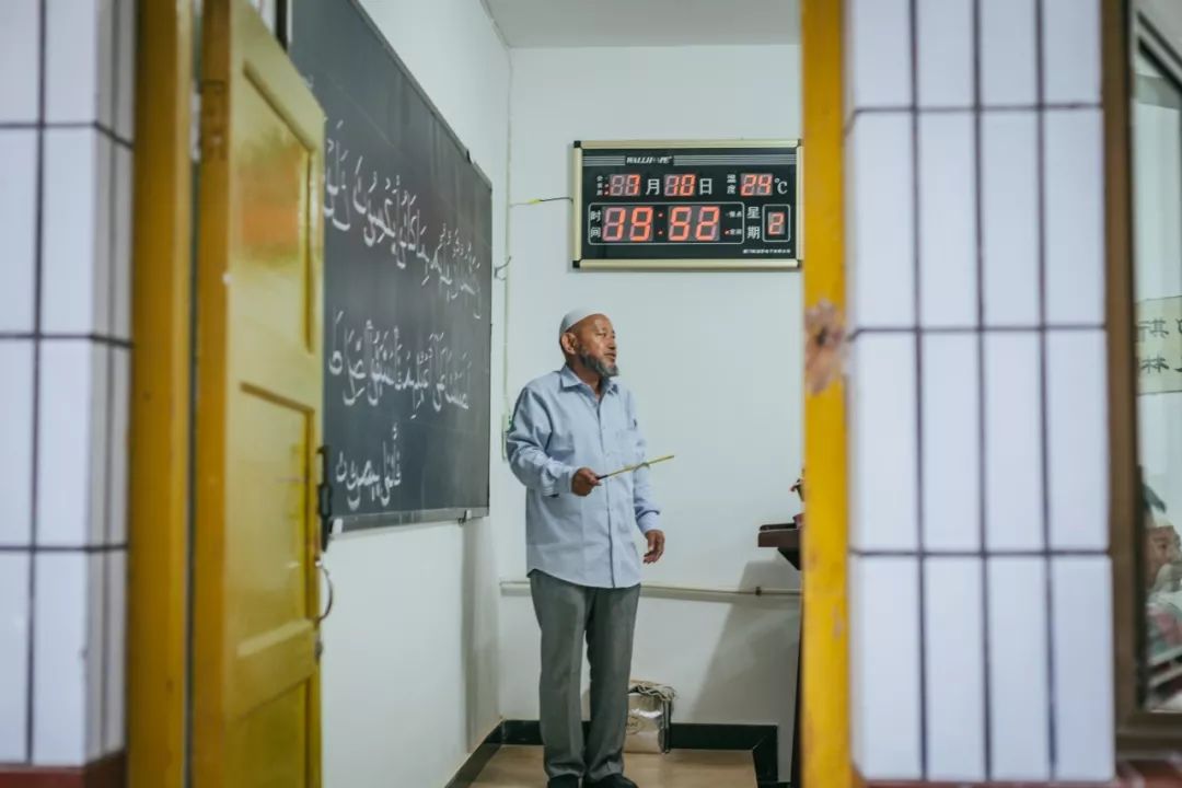 只要你面朝青海湖，八月依旧春暖花开