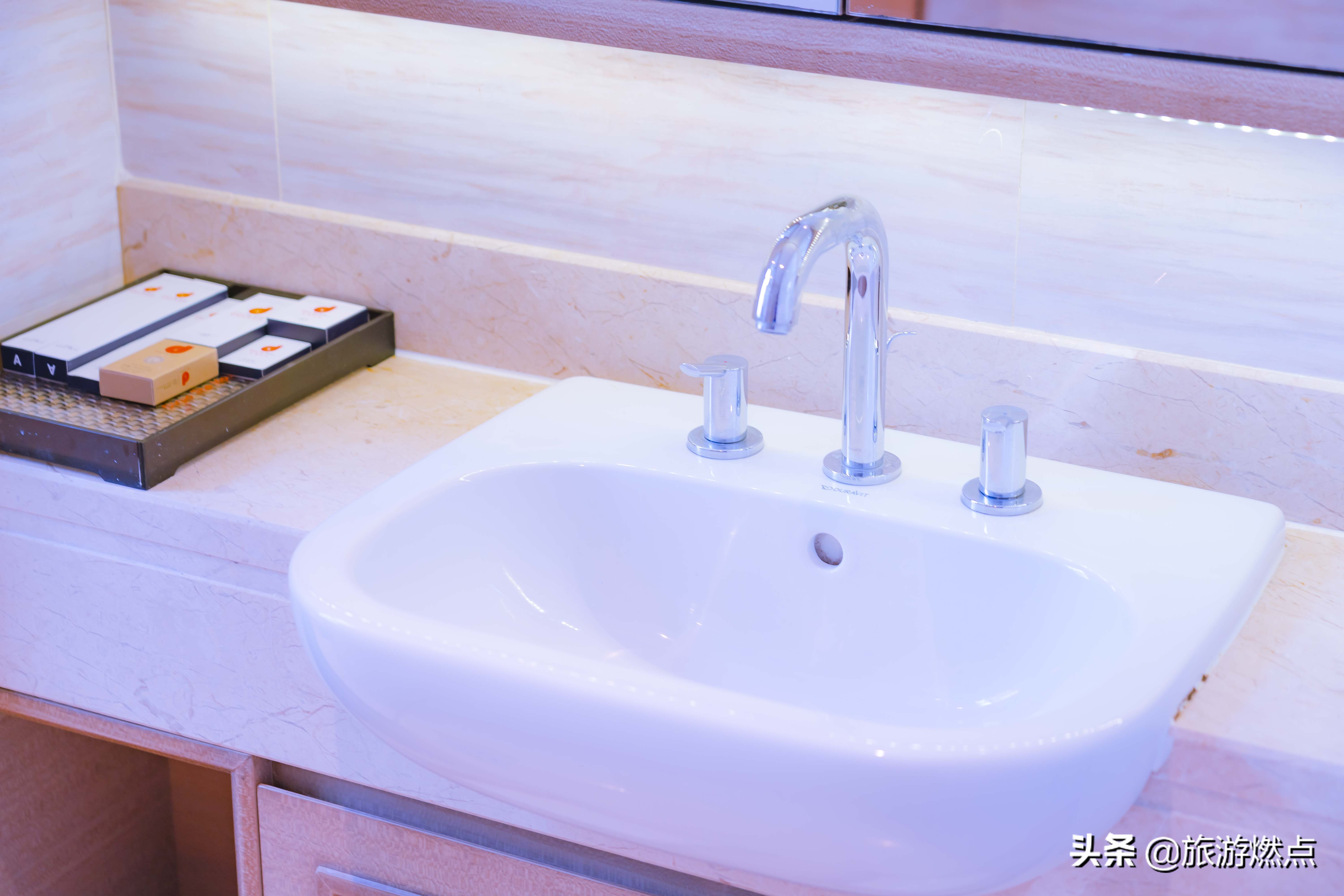 亚龙湾最美民宿,天下第一湾亚龙湾风景区