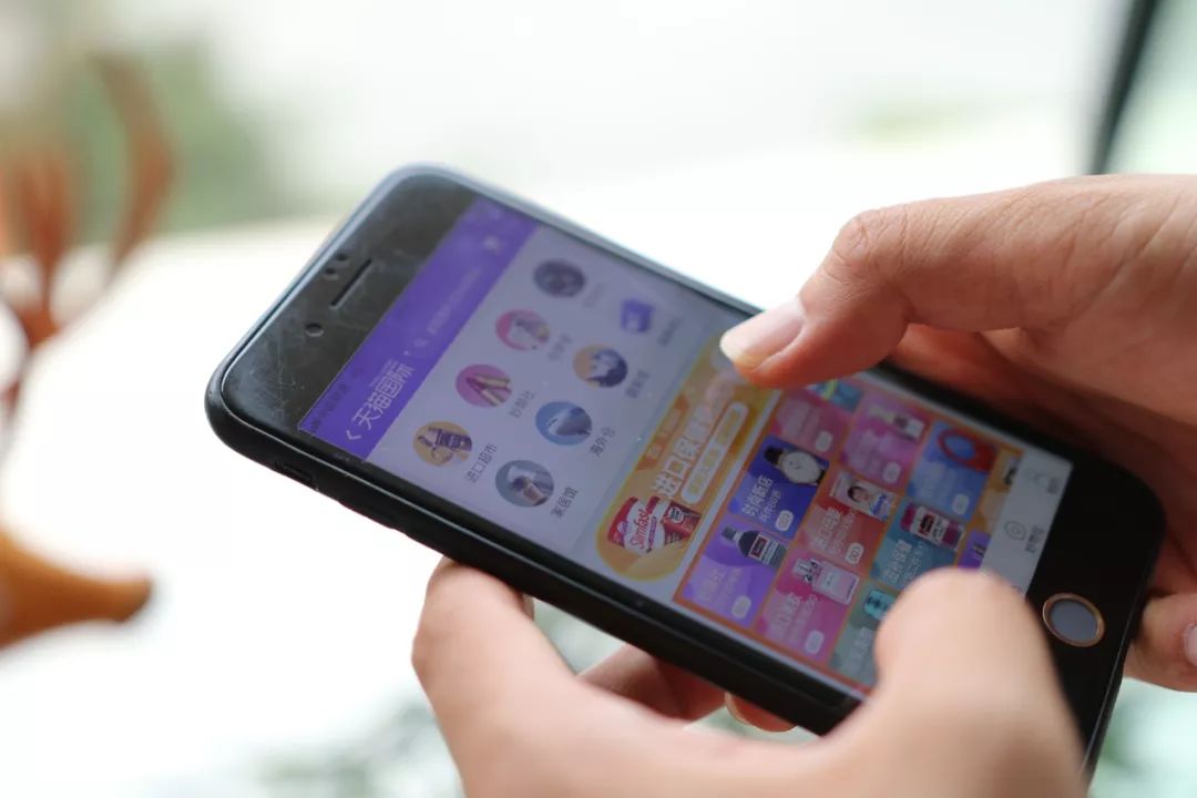 鑰愬厠prada,nikeprada