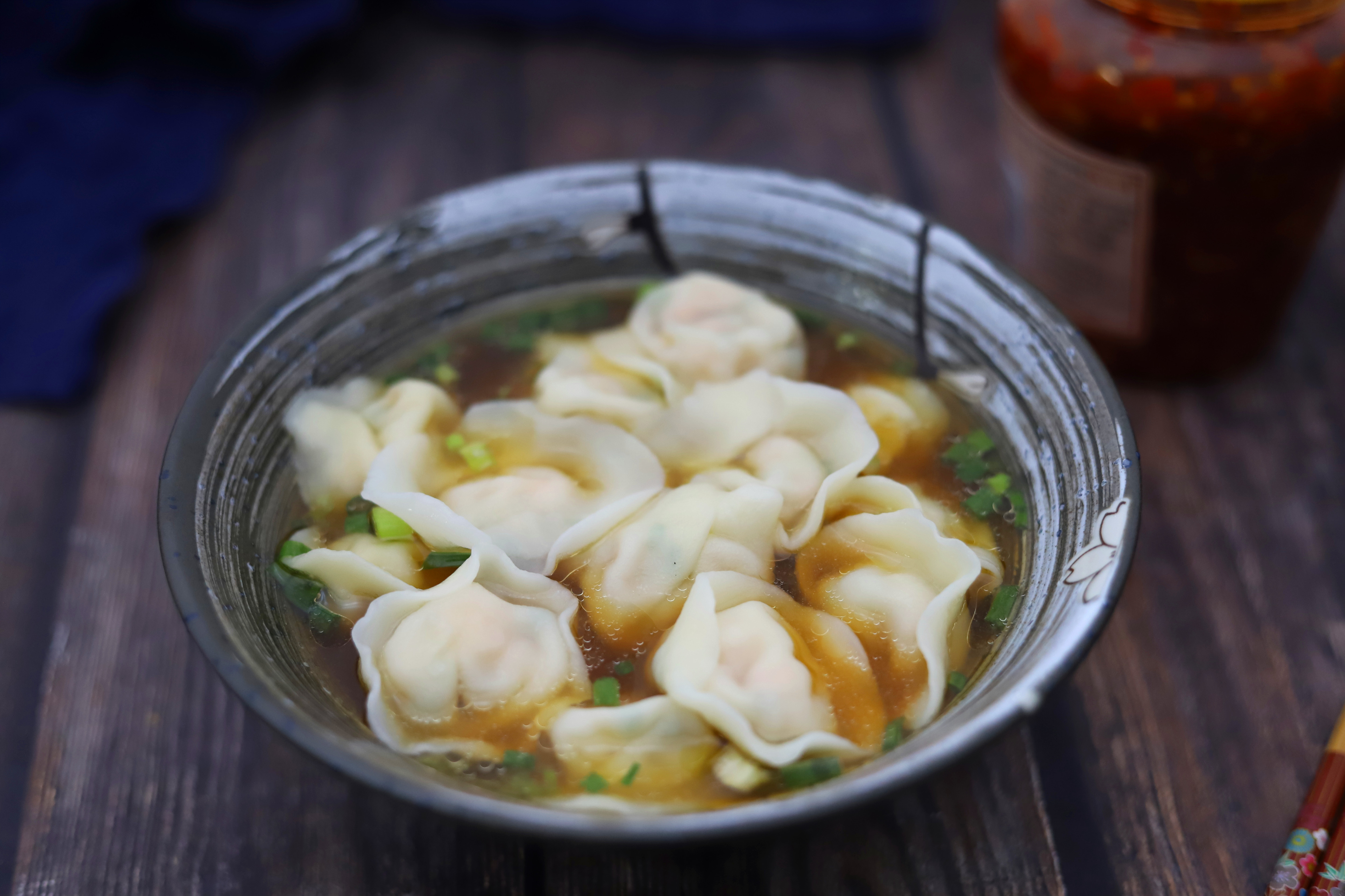 素馅虾仁馄饨正宗做法,1岁宝宝虾仁鸡蛋小馄饨馅的做法